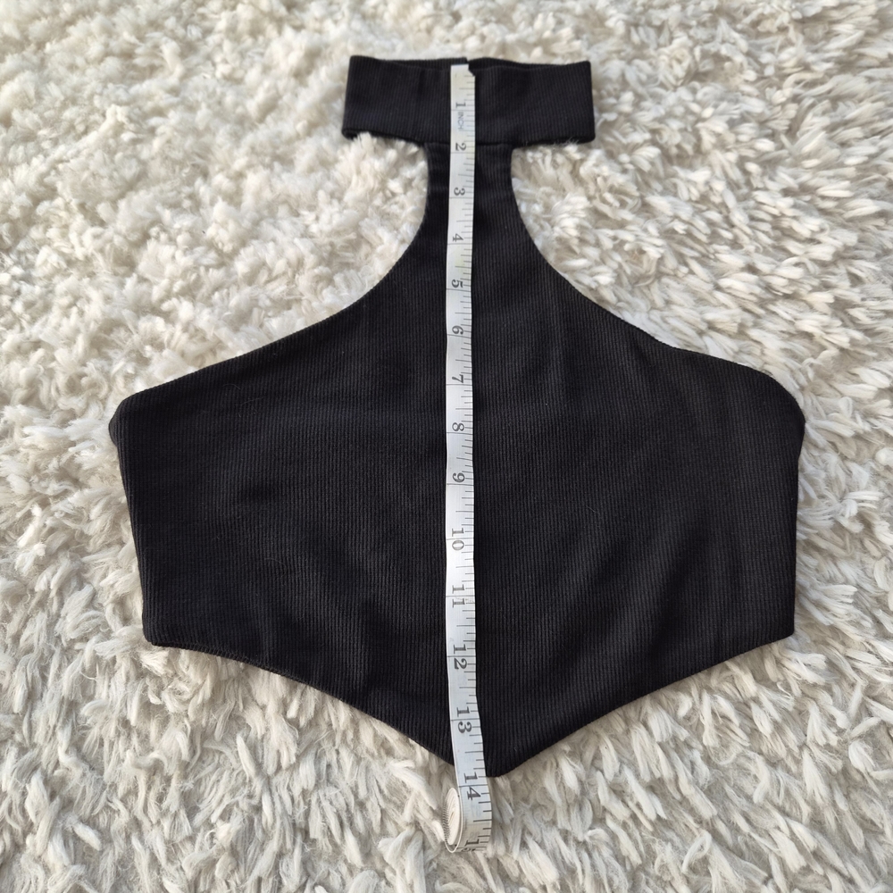 ☆5/$15☆Black Ribbed Halter Neck Crop Top with Collar | Size XS - Picture 4 of 13